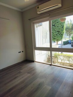 2 BHK + Prayer Room,Study Room,Store Room Builder Floor For Rent in Sector 21