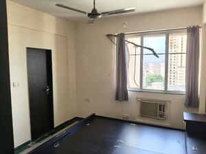 Room in 2 BHK Apartment at Hiranandani Estate Greenwood, Ghodbunder Road – for Sale