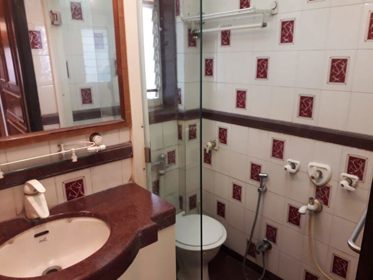 Team Area, neefam-apartment 2 Bedroom 1050 Sq.Ft. Apartment In Bandra West Mumbai 10572240