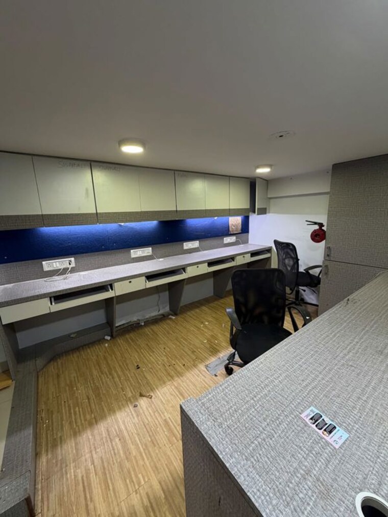 Team Area, jaswanti-allied-business-centre Commercial Office Space 300 Sq.Ft. In Malad West Mumbai 10572259