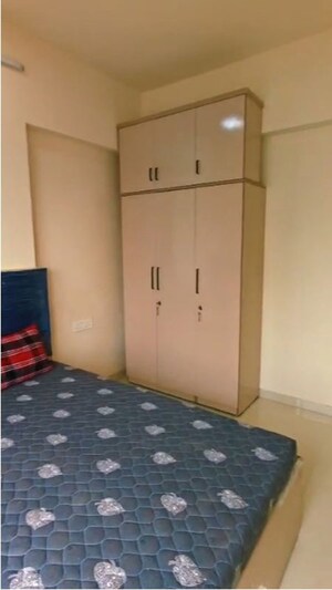 Bedroom in 2 BHK Apartment at Chembur – for Rent