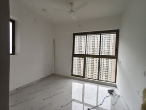 Room in 2 BHK Apartment at Raymond Ten X Habitat, Pokhran Road No Two – for Rent