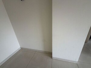 Room in 3 BHK Builder Floor at Sector 23 – for Rent