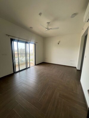 Room in 3 BHK Apartment at Sobha City Gurgaon, Sector 108 – for Rent