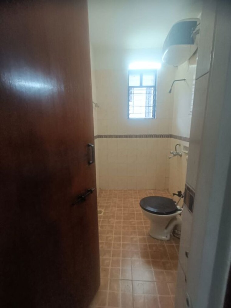 Bathroom, kolte-maestros 3 Bedroom 1880 Sq.Ft. Apartment In Wanowrie Pune 10572278