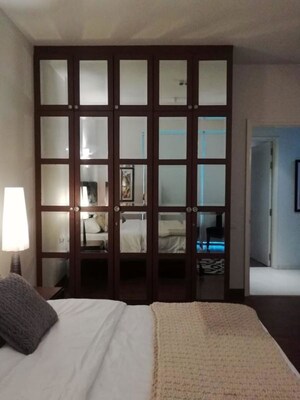 Room in 3.5 BHK Apartment at Ireo Victory Valley, Sector 67 – for Rent
