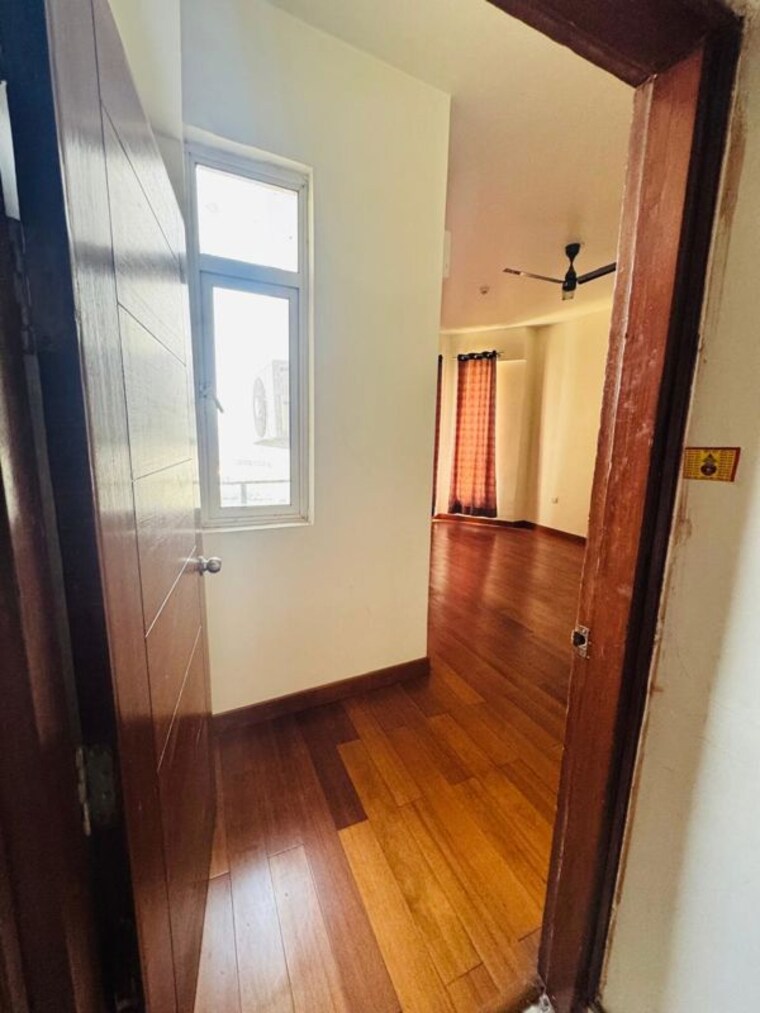 Room, jaypee-pavilion-heights-iv 4 Bedroom 2650 Sq.Ft. Apartment In Sector 128 Noida 10572280