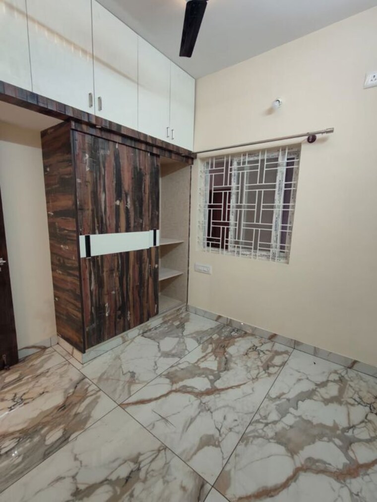 Room, hsr layout 2 Bedroom 1000 Sq.Ft. Builder Floor In Hsr Layout Bangalore 10572299