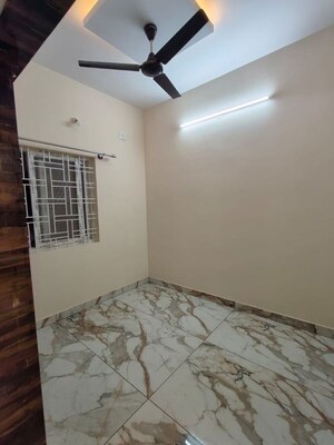 Room in 2 BHK Builder Floor at Hsr Layout – for Rent