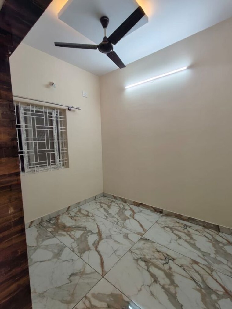 Room, hsr layout 2 Bedroom 1000 Sq.Ft. Builder Floor In Hsr Layout Bangalore 10572299