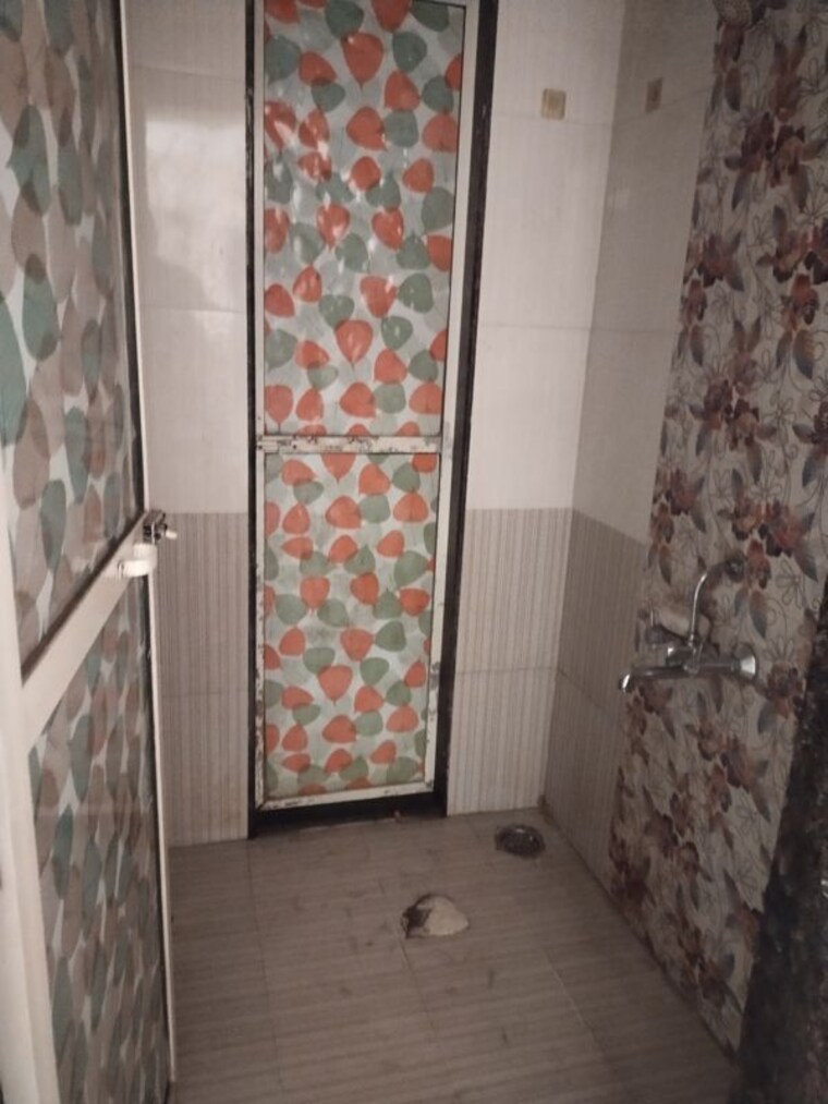 Bathroom, niharika-chs 1 Bedroom 650 Sq.Ft. Apartment In Karanjade Navi Mumbai 10572301