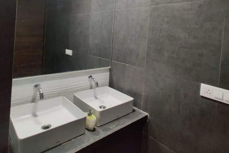 Bathroom, andheri east Commercial Office Space 2100 Sq.Ft. In Andheri East Mumbai 10572317