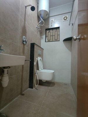 Bathroom in 2 BHK Builder Floor at Hsr Layout Sector 3 – for Rent
