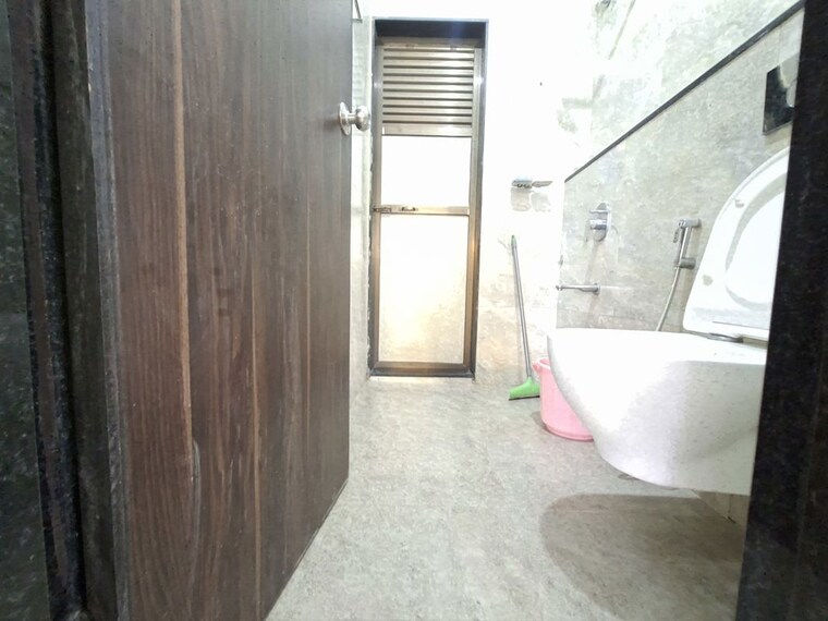 Bathroom, larkins-pride-palms 3 Bedroom 900 Sq.Ft. Apartment In Kolshet Road Thane 10572333