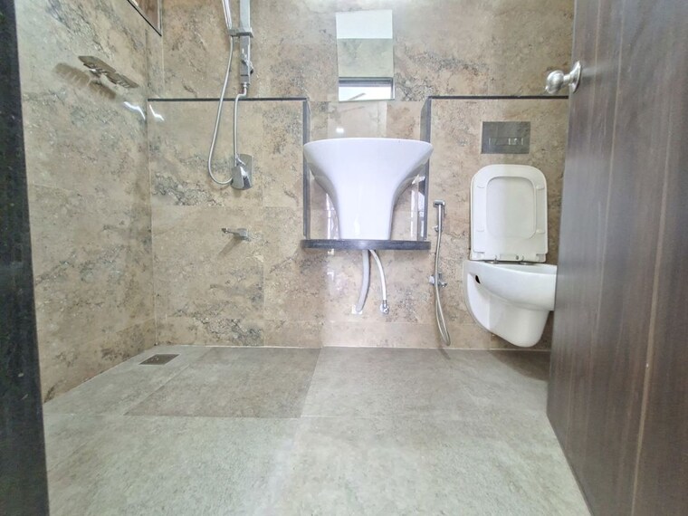 Bathroom, larkins-pride-palms 3 Bedroom 900 Sq.Ft. Apartment In Kolshet Road Thane 10572333
