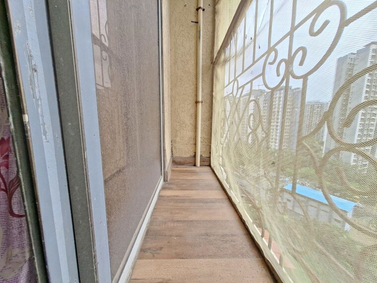 Balcony, larkins-pride-palms 3 Bedroom 900 Sq.Ft. Apartment In Kolshet Road Thane 10572333