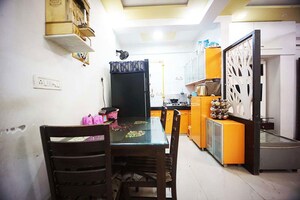 Team Area in 2 BHK Apartment at Vasna – for Sale