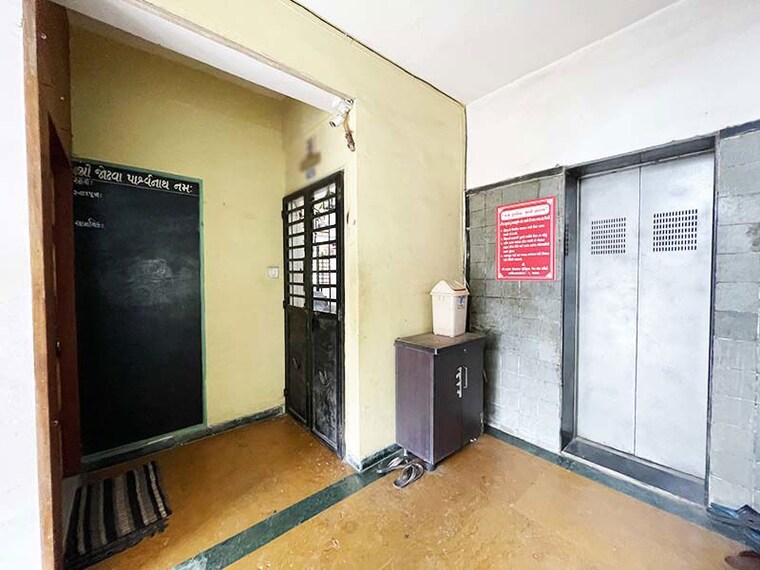 Living Room, vasna 2 Bedroom 120 Sq.Yd. Apartment In Vasna Ahmedabad 10572348
