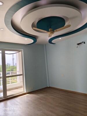 Room in 4 BHK Apartment at 3C Lotus Panache, Sector 110 – for Rent