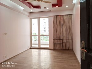Room in 4 BHK Apartment at 3C Lotus Panache, Sector 110 – for Rent