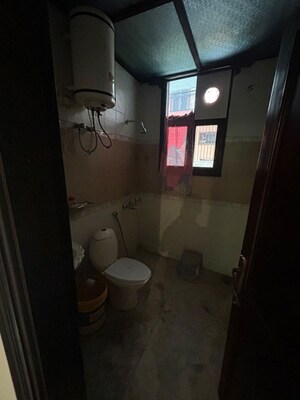 Bathroom in 3 BHK Builder Floor at Sector 21 – for Rent