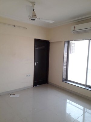 Room in 2.5 BHK Apartment at Aashish Nandanvan, Bavdhan – for Rent