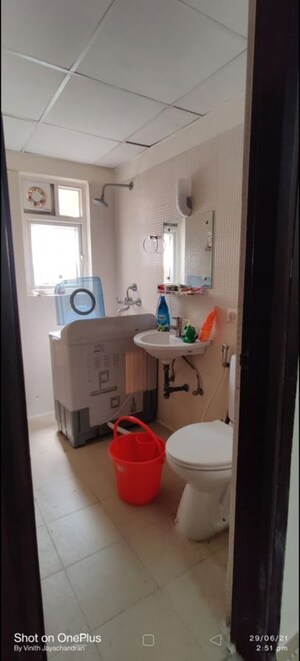 Team Area in 3 BHK Apartment at Antriksh Golf View - II, Sector 78 – for Rent
