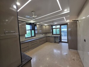 Kitchen in 4 BHK Builder Floor at Vipul World Plots, Sector 48 – for Rent