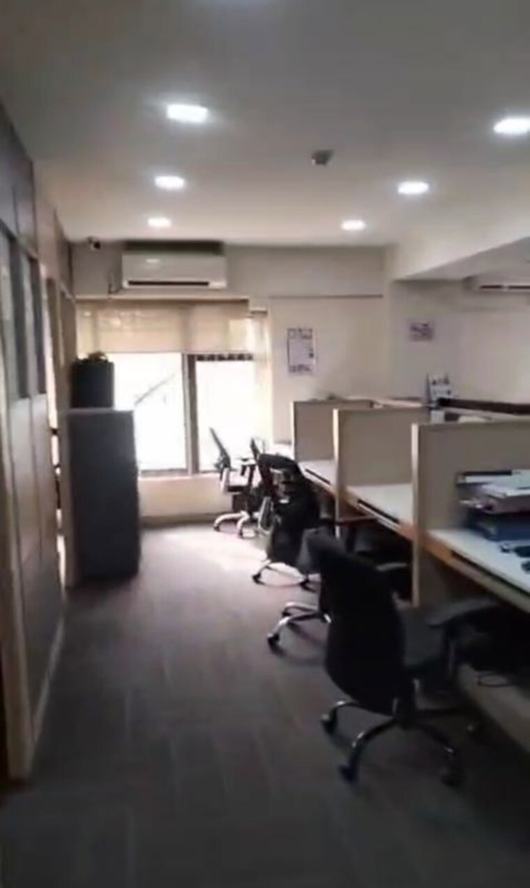Gym, oberoi-garden-estates Commercial Office Space 10600 Sq.Ft. In Powai Mumbai 10572401