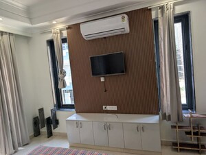 Bathroom in 3 BHK Builder Floor at Uday Arden 45, Sector 45 – for Rent