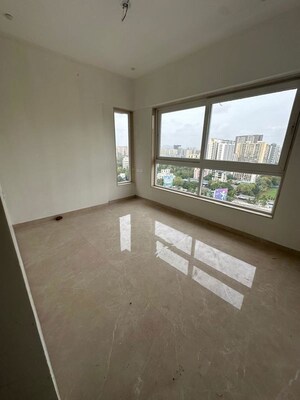 Room in 1.5 BHK Apartment at Rustomjee Cleon, Bandra East – for Rent