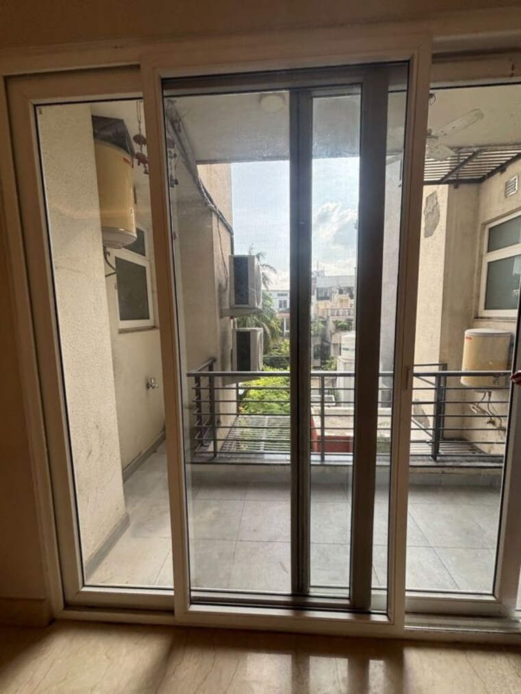 undefined, greater kailash part 3 3 Bedroom 217 Sq.Yd. Builder Floor In Greater Kailash Part 3 Delhi 10572499