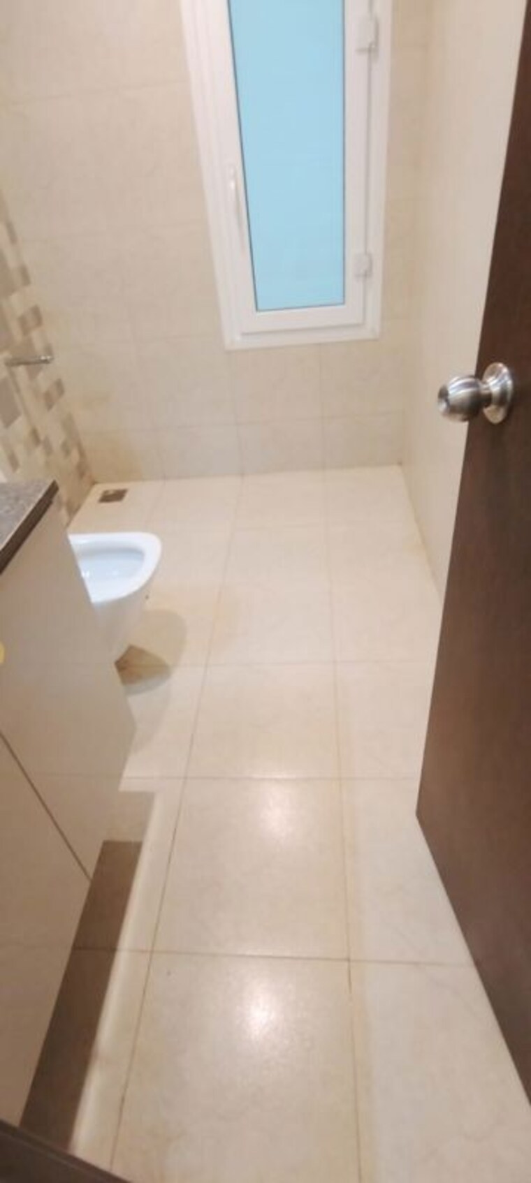 Bathroom, karle-vario-homes 3 Bedroom 1640 Sq.Ft. Apartment In Hebbal Bangalore 10572501