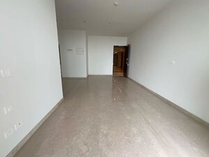 Room in 3 BHK Apartment at Piramal Mahalaxmi, Mahalaxmi – for Rent