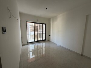 Room in 3 BHK Apartment at Mangesh Darshan Apartment, Santacruz West – for Rent