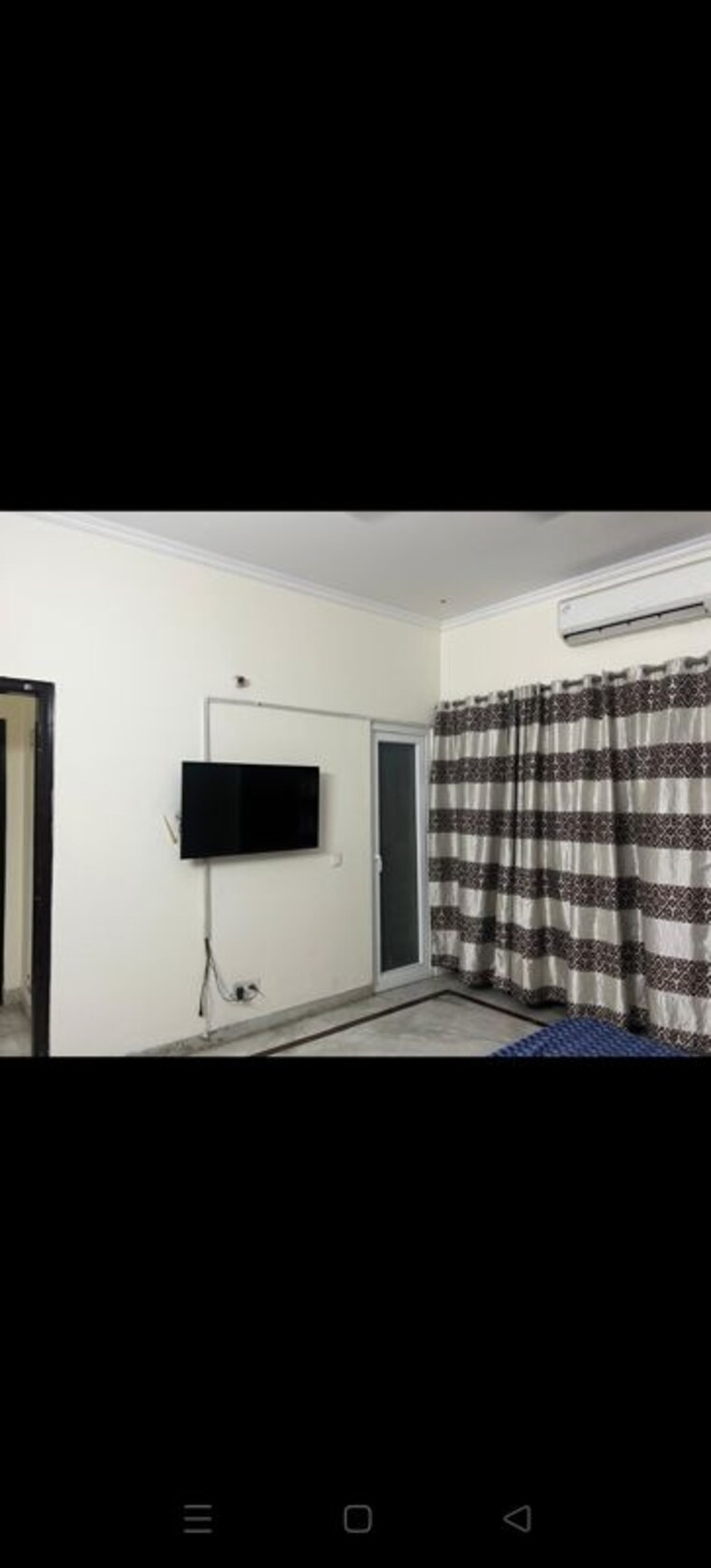 Room, sector 48 3.5 Bedroom 2200 Sq.Ft. Villa In Sector 48 Noida 10572506