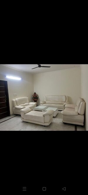 Bedroom in 3.5 BHK Villa at Sector 48 – for Rent