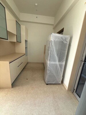 Bathroom in 3 BHK Apartment at Piramal Mahalaxmi, Mahalaxmi – for Rent