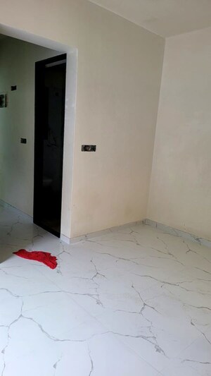 Room in 3 BHK Apartment at Dream Arihant Niwara Sky, Sion – for Sale