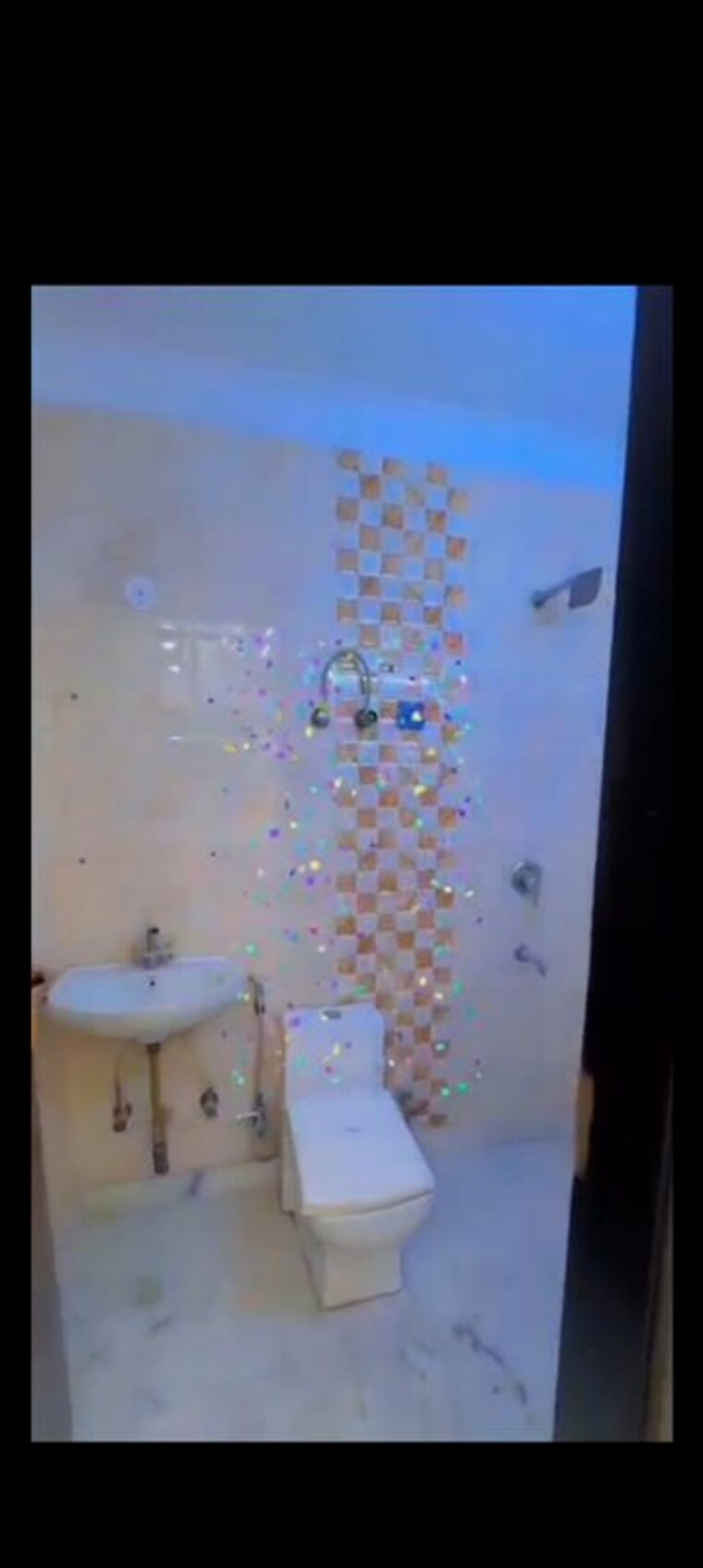 Bathroom, govindpuri 3 Bedroom 900 Sq.Ft. Builder Floor In Govindpuri Delhi 10572525