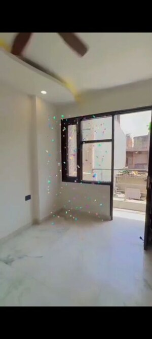 Room in 3 BHK Builder Floor at Govindpuri – for Sale