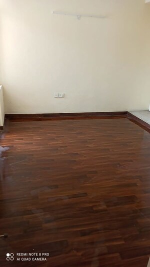 Room in 2.5 BHK Apartment at Habitech Panch Tatva, Tech Zone 4 Greater Noida – for Sale