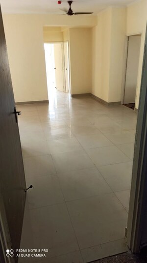 Room in 2.5 BHK Apartment at Habitech Panch Tatva, Tech Zone 4 Greater Noida – for Sale