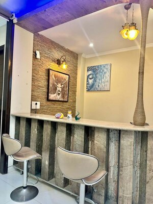 Furnished Amenities in 6 BHK Villa at Vipul World Plots, Sector 48 – for Sale
