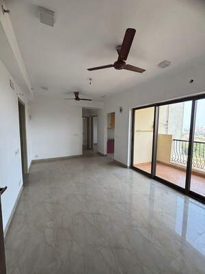 Room in 3 BHK Apartment at Eros Sampoornam, Sector 2 Greater Noida – for Sale