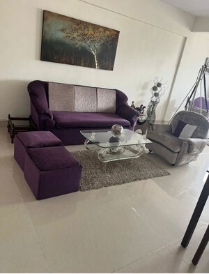 1 BHK Apartment For Rent in Gitanjali Apartmnet, Colaba