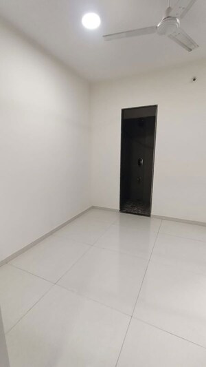 Room in 1 BHK Builder Floor at Sanghvi Edge, Santacruz East – for Sale