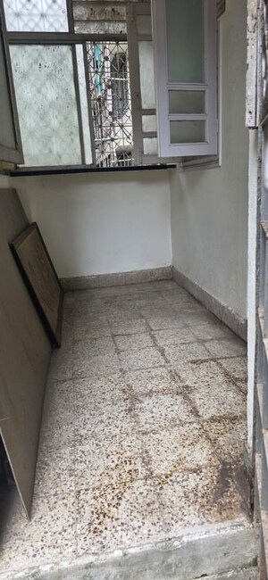 1 BHK Apartment For Sale in Mahim West