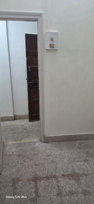 Room in 1 BHK Apartment at Mahim West – for Sale