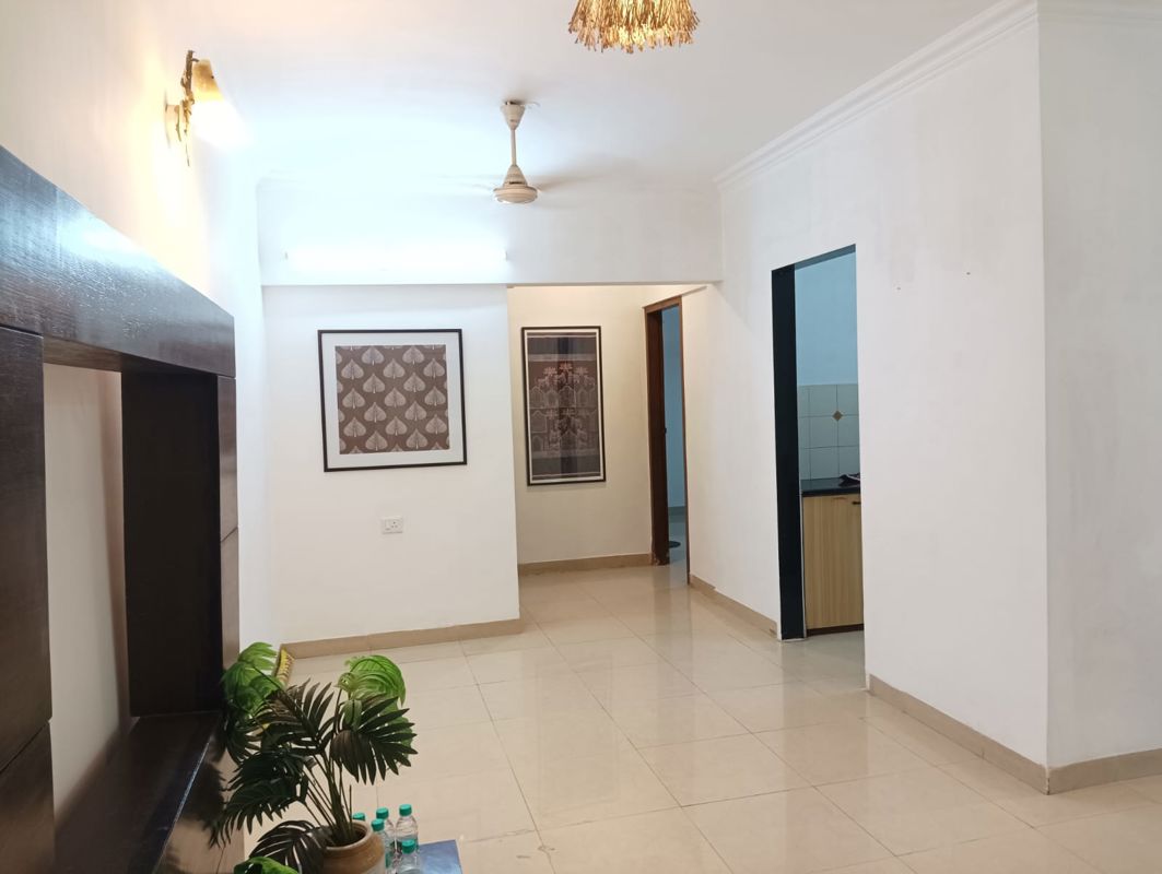 2 BHK 800 Sq.Ft. Apartment in Suchidham Complex